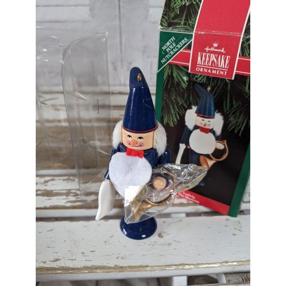 Hallmark Ludwig the musician 1992 ornament Christm